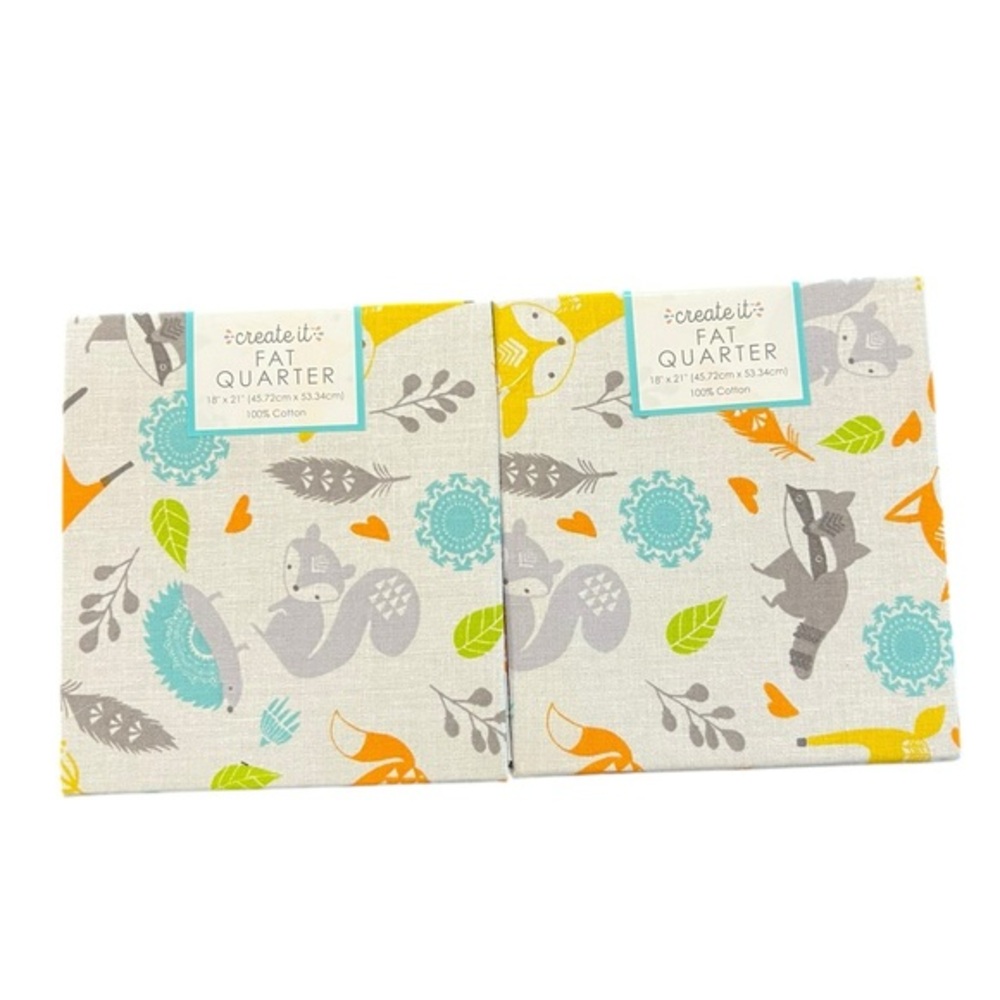 Create It Fat Quarter Fabric 18 x 21 inches Lot Of 2 Animals Maize‎ Fox Raccoon